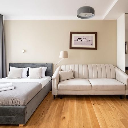 Piekna Grey Studio Warsawa Bagian luar foto